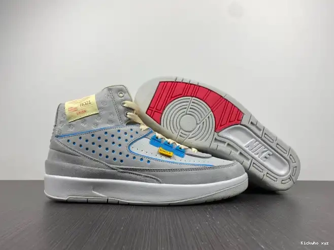 Jordan Retro Union Fog Grey DN3802-001 2 0518